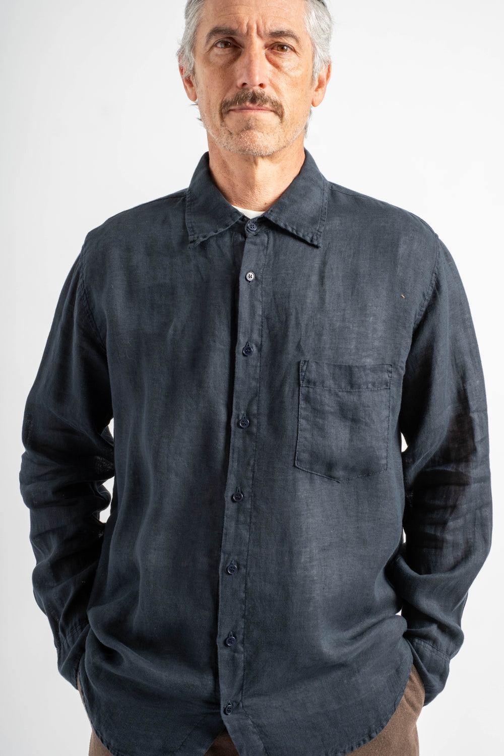 Brando Linen Shirt in Ink