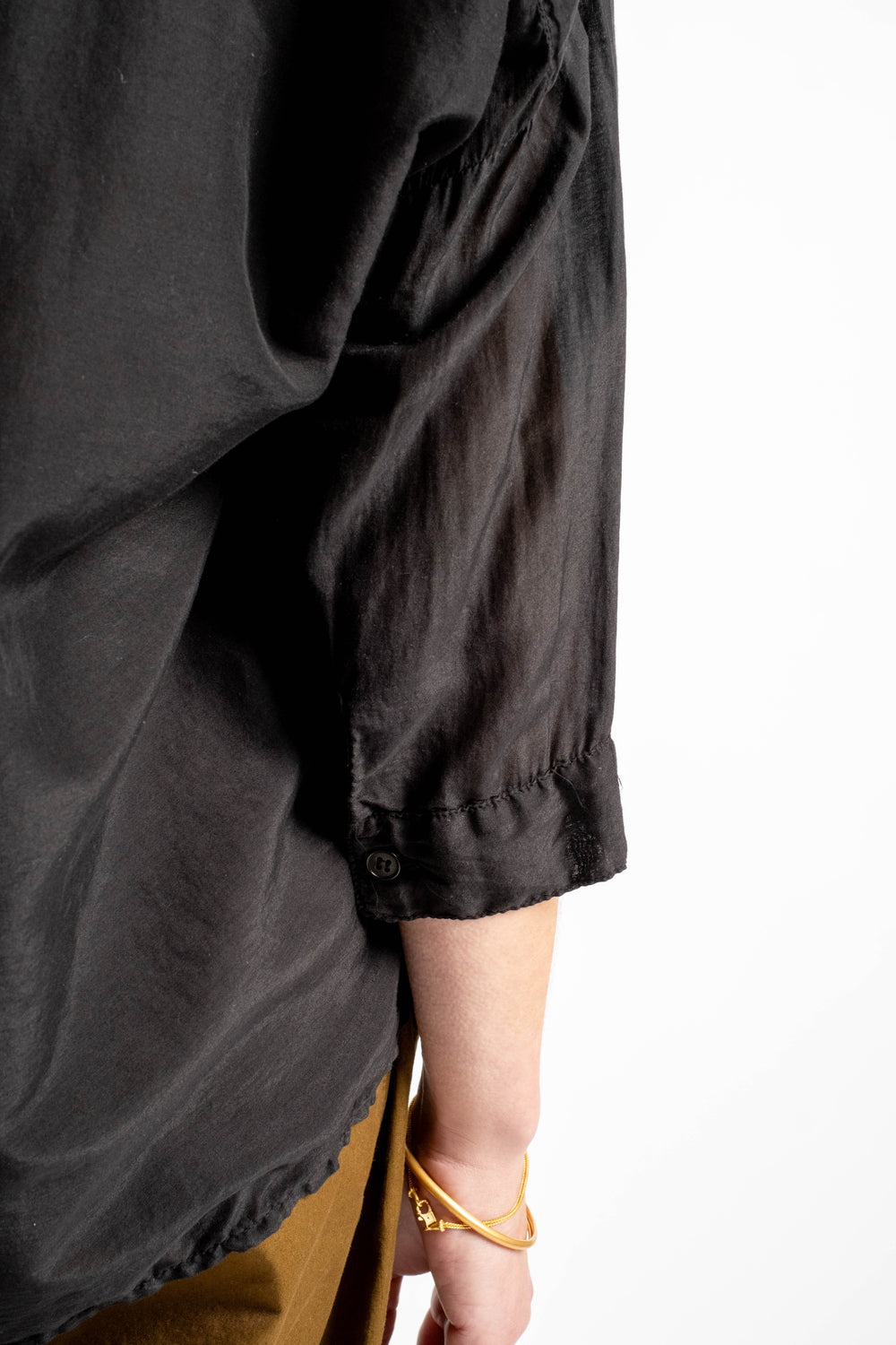 Cropped Boxy Shirt in Black