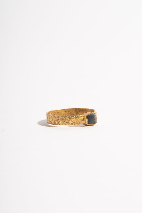 22K Dark Raw Sapphire Ring