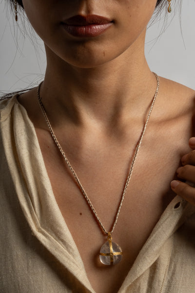 22K + Quartz Pendant