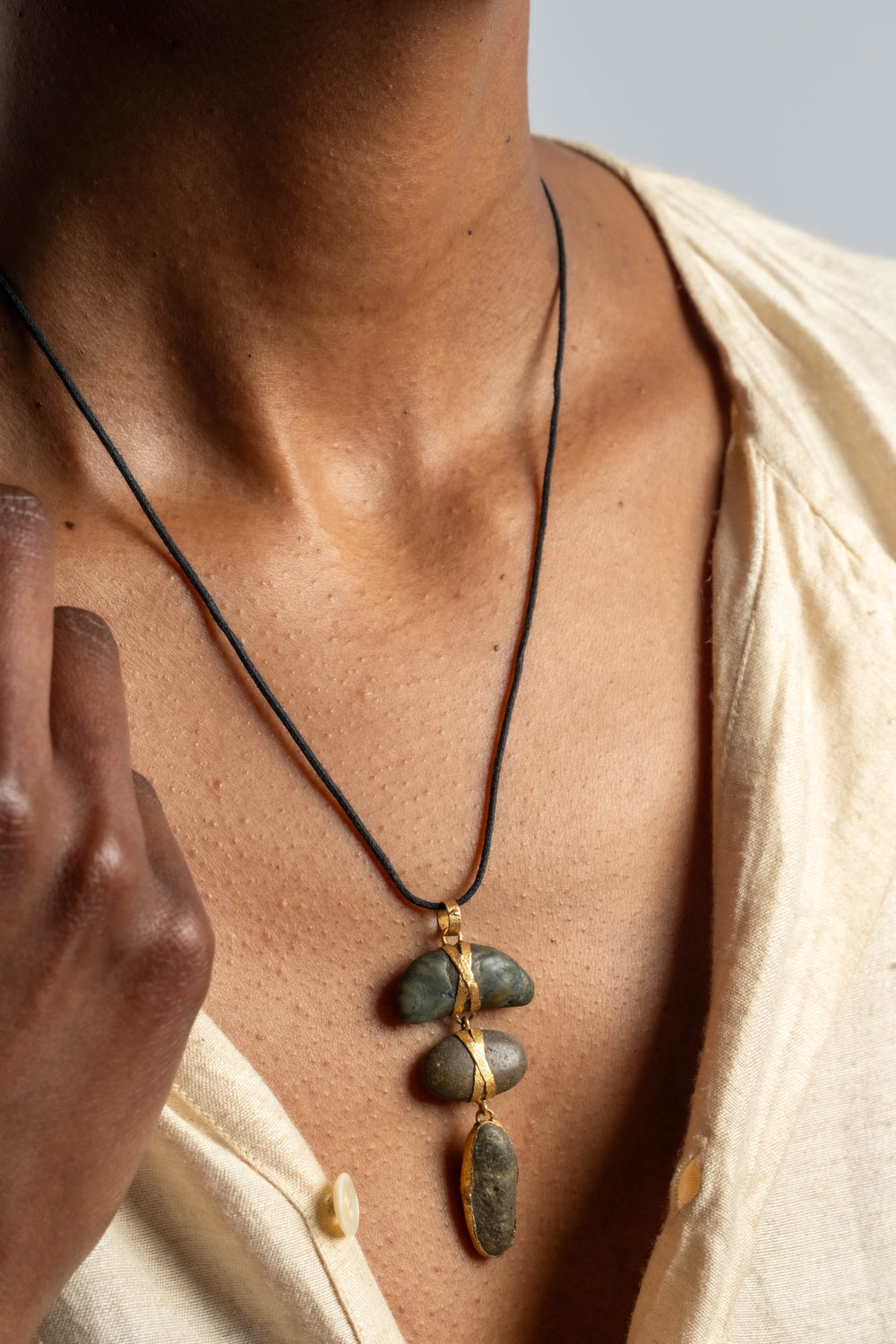 22K 3 Drop Pebble Pendant