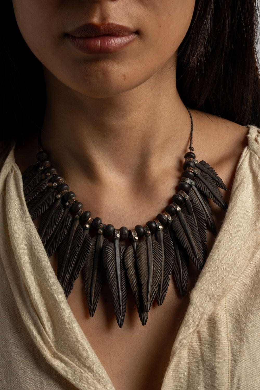 Black Wood Leaf Choker