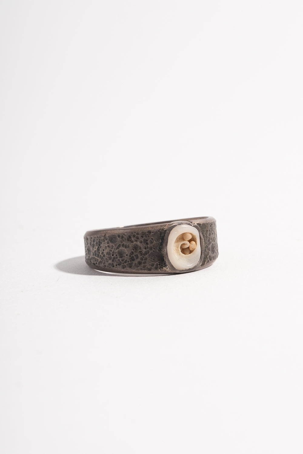 Sterling Shell Band Ring