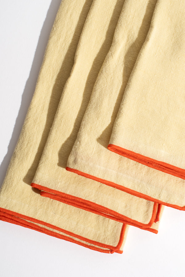 Medium Napkin Set in Butter