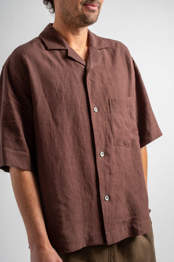 Revere Collar Shirt in Soft Linen Poplin Mahogany