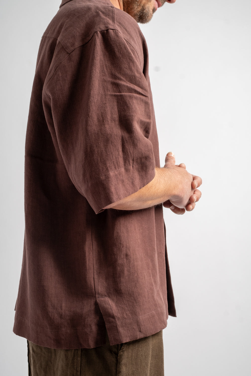 Revere Collar Shirt in Soft Linen Poplin Mahogany