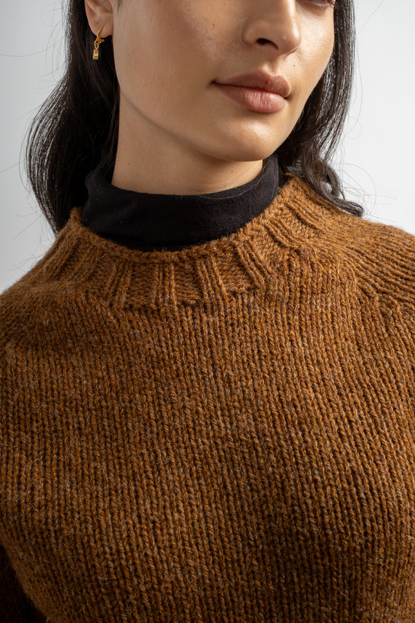 Chunky Seamless Crewneck in Cinnamon
