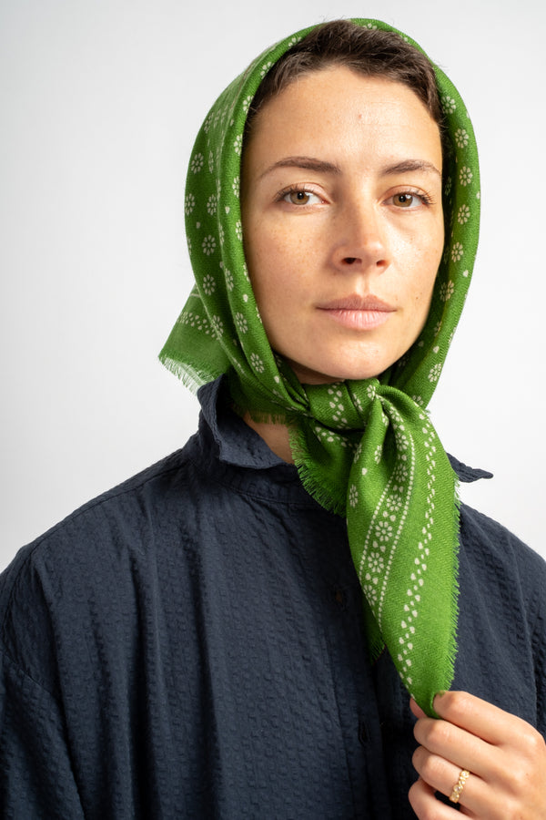 Scarf Olaf No. 676 in Folk