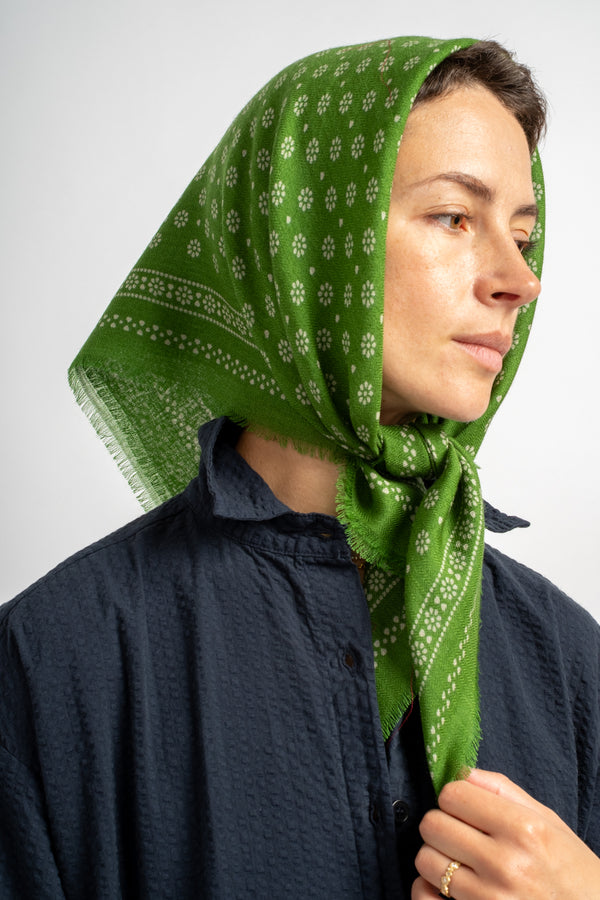 Scarf Olaf No. 676 in Folk