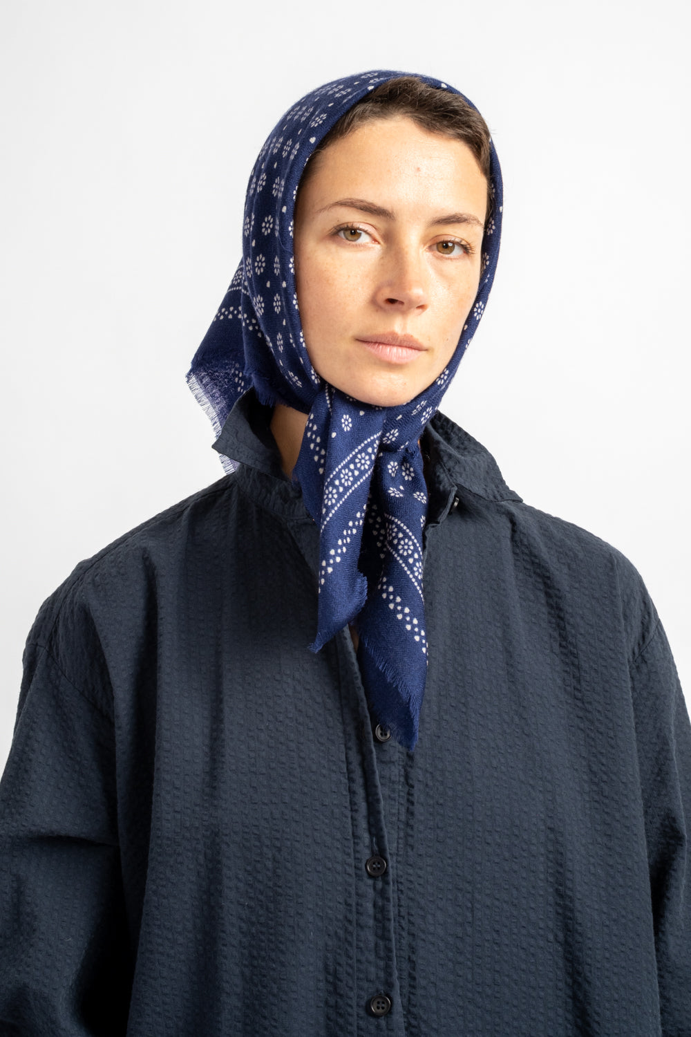 Scarf Olaf No. 676 in Magic Blue