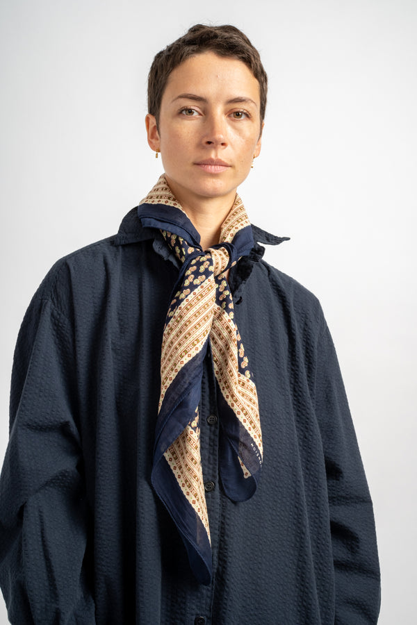 Scarf Phedre No. 845 in Magic Blue