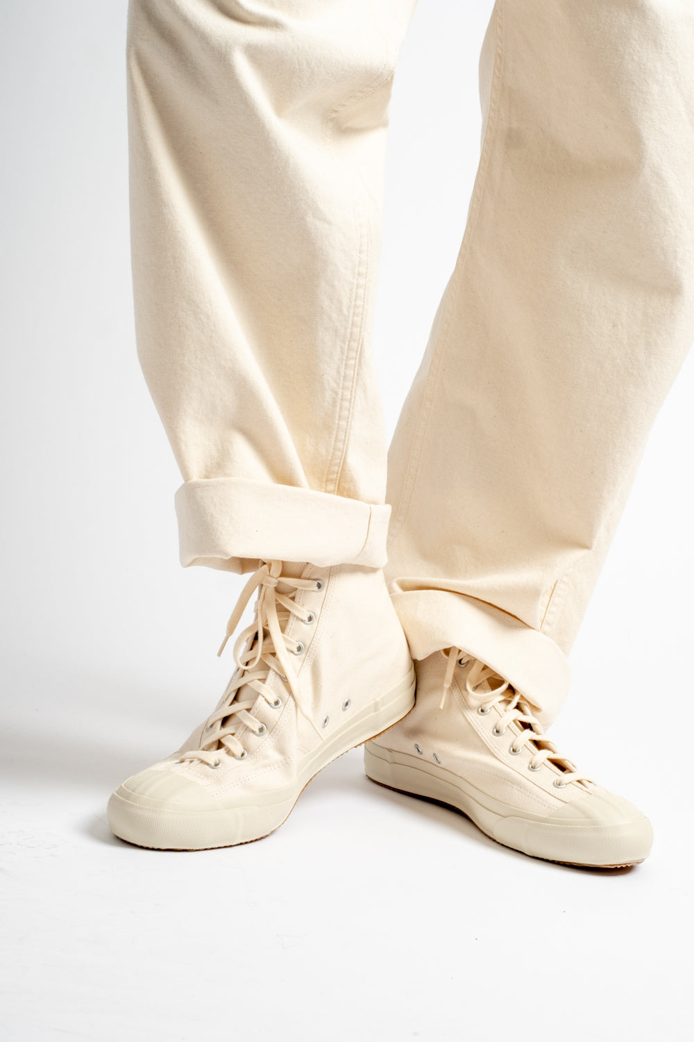 MOONSTAR | Gym Classic Hi in White – RELIQUARY