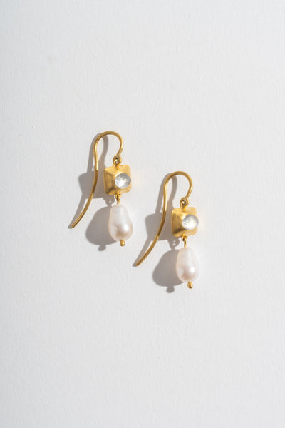 Rainbow Moonstone and Keshi Pearl Pinch Earrings