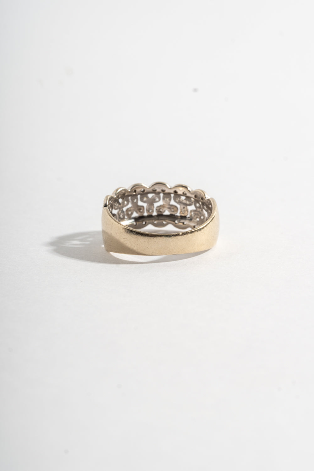 14K White Gold Diamond Lacey Band