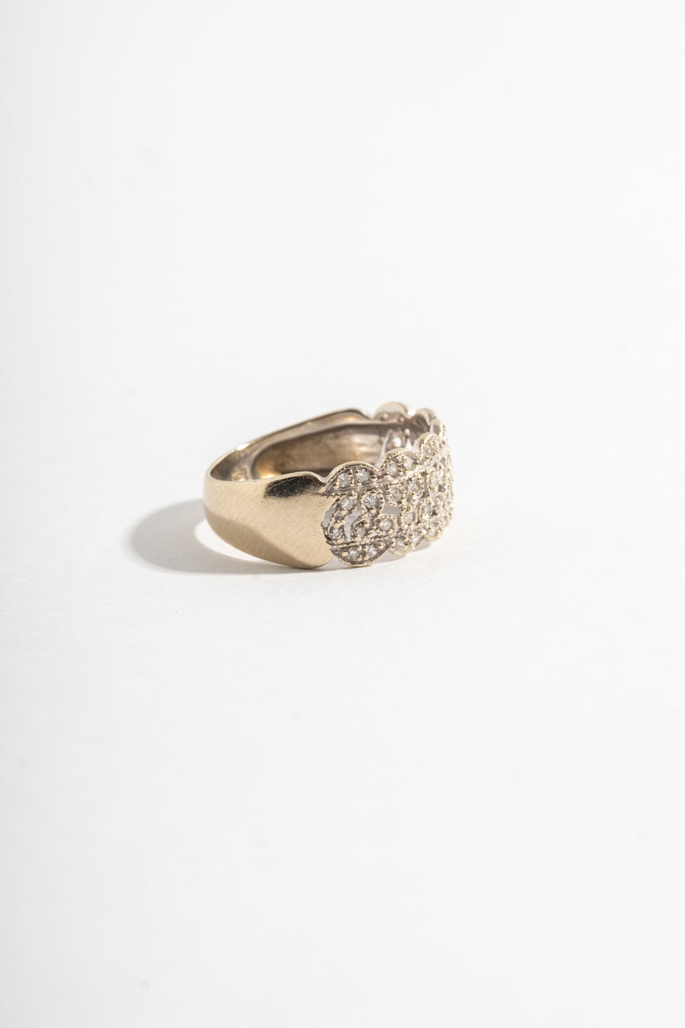 14K White Gold Diamond Lacey Band