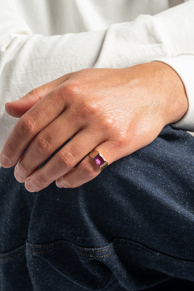 10K Rectangular Amethyst Ring