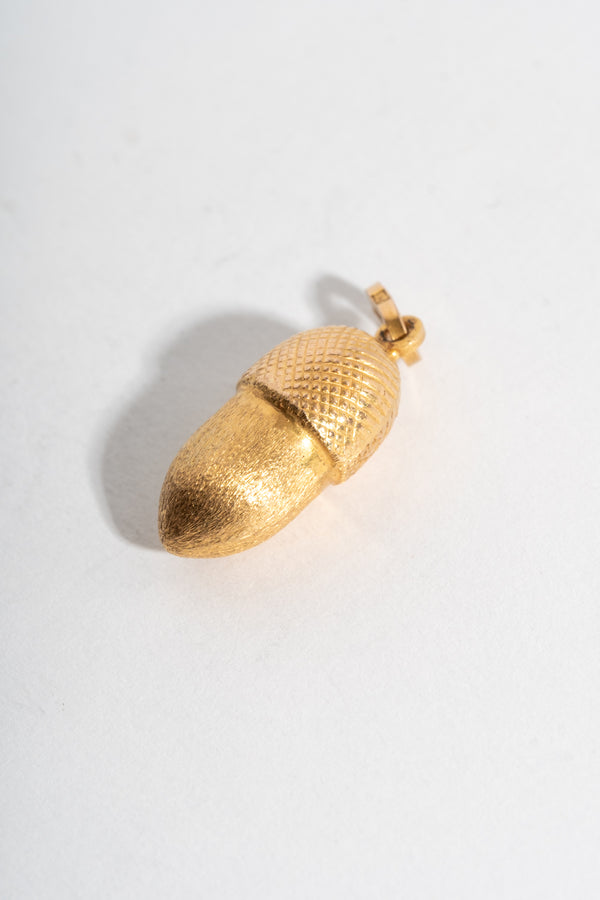 10K Victorian Acorn Pendant