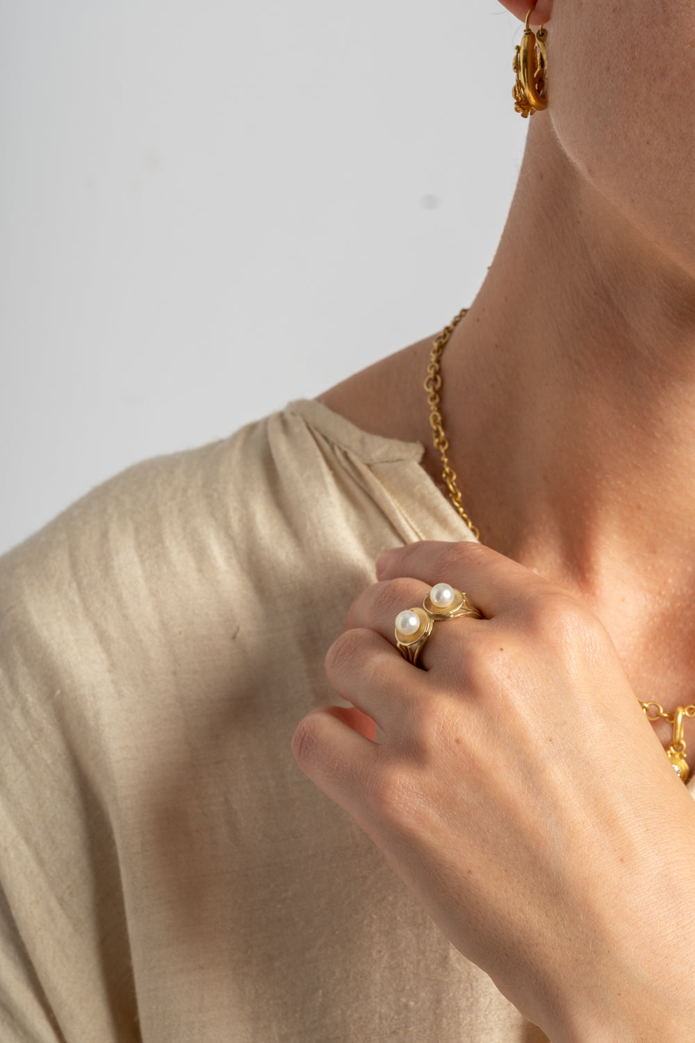 14K Modern Double Pearl Ring