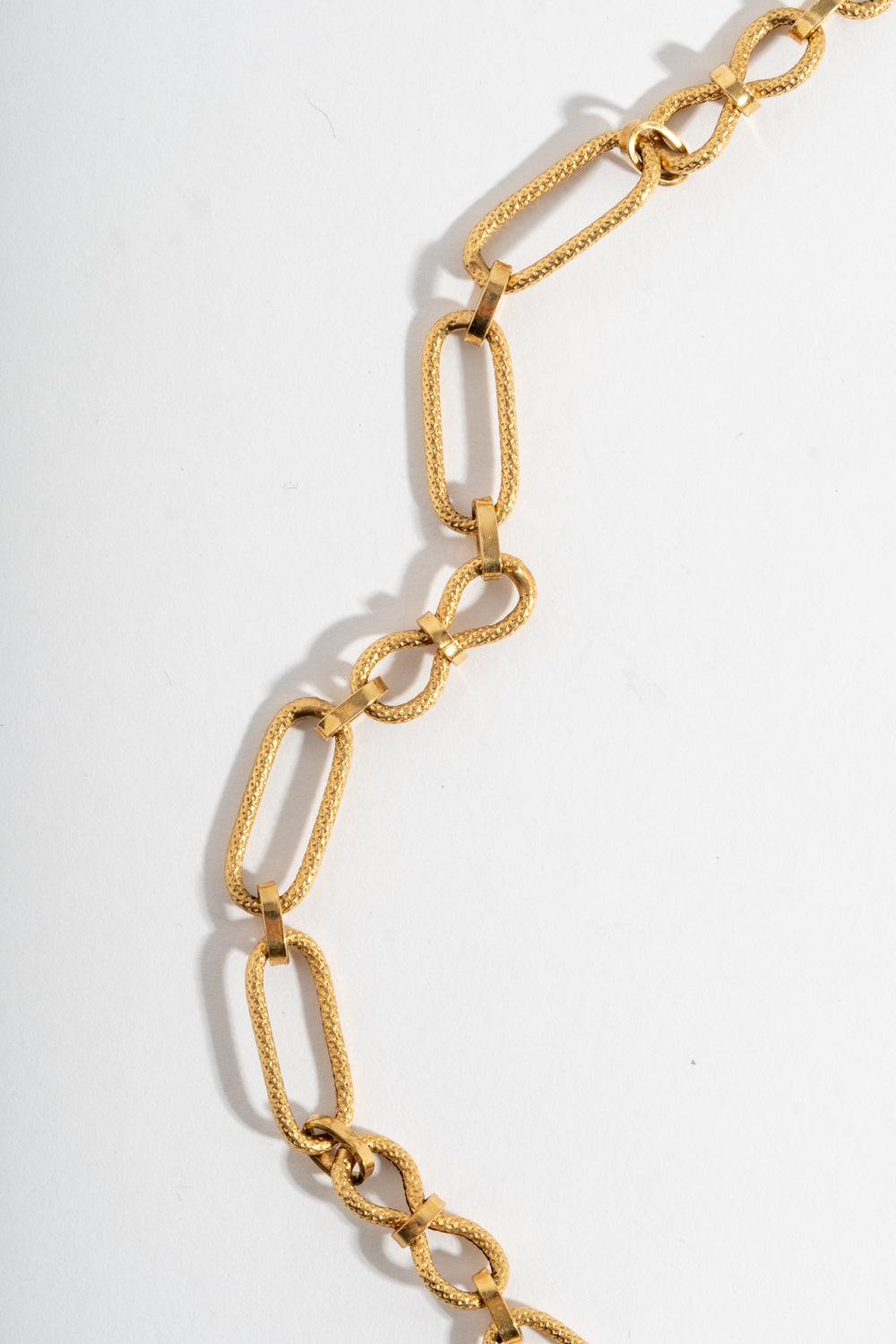 18K 28