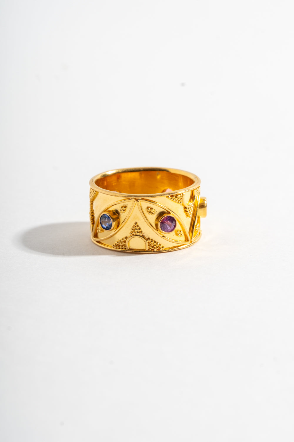 22K Granulated Mixed Stone Cigar Band