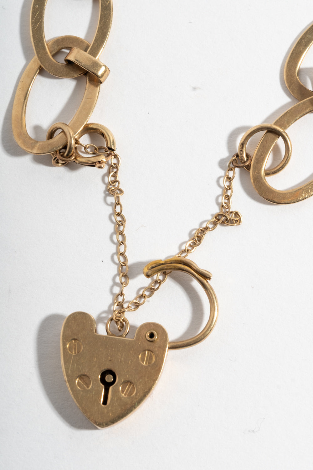 9K English Suffragette Lock Bracelet