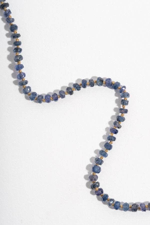 22K + Dark Blue Sapphire Strand