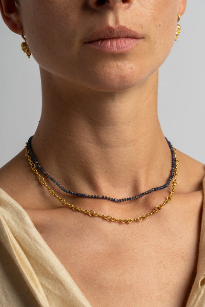 22K + Dark Blue Sapphire Strand