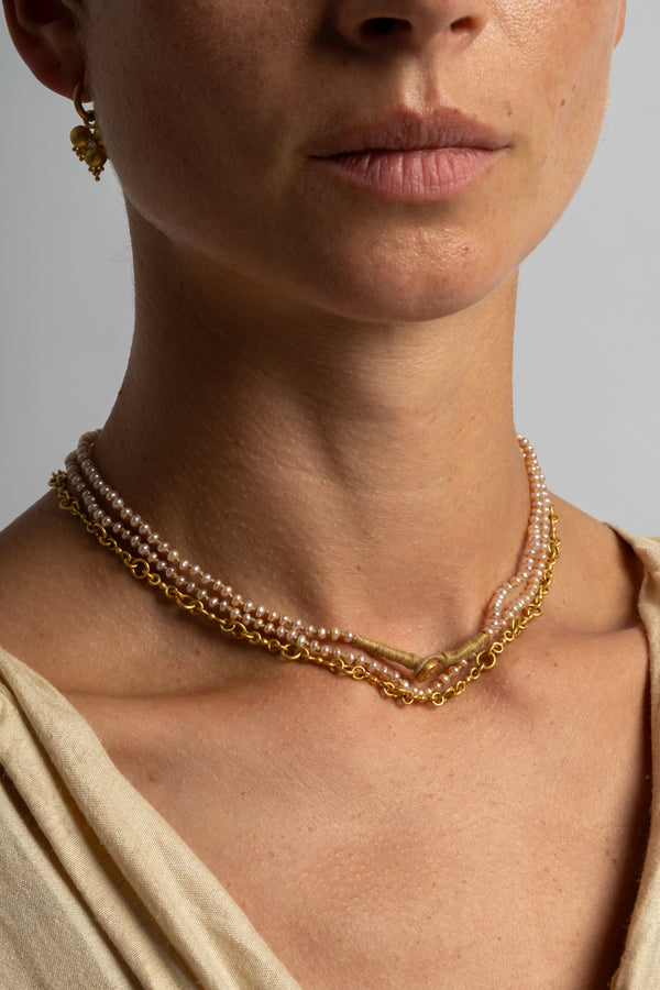 22K + Peach Pearl Strand