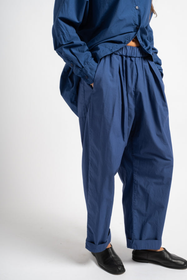 The Elastic Pant in Blue Micro Twill