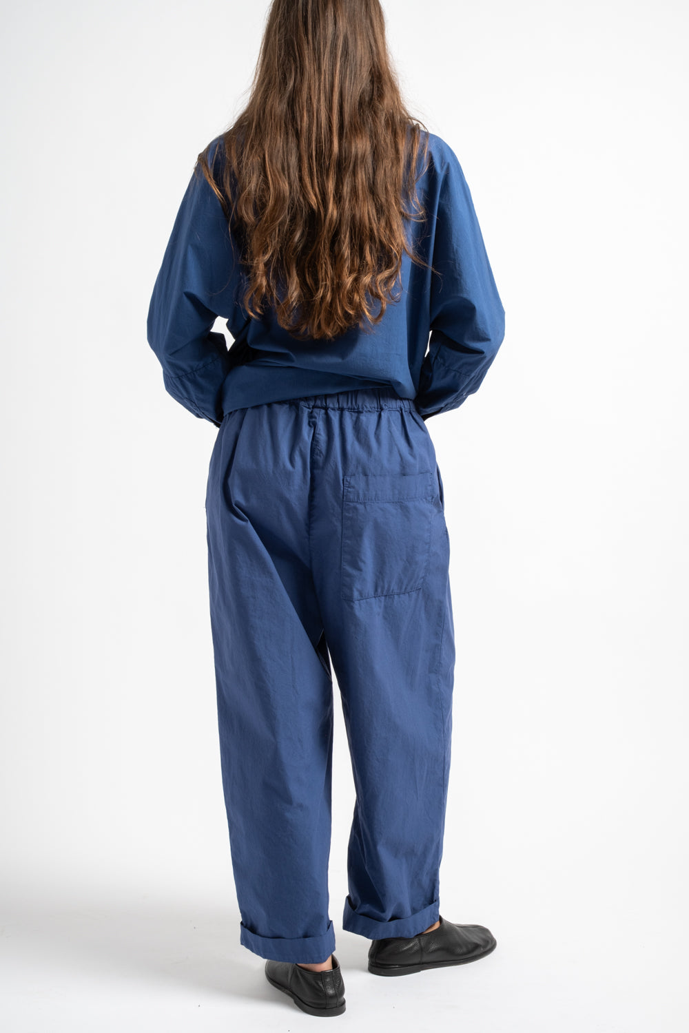 The Elastic Pant in Blue Micro Twill