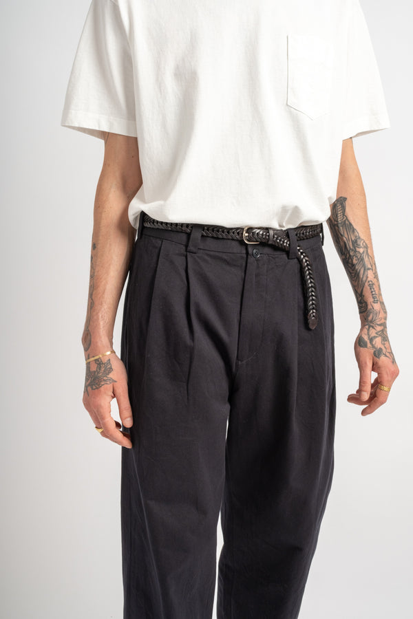 Two Tuck Straight Chino Trouser in Navy