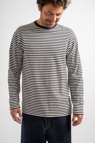 U Slub Yarn Longsleeve in White + Navy