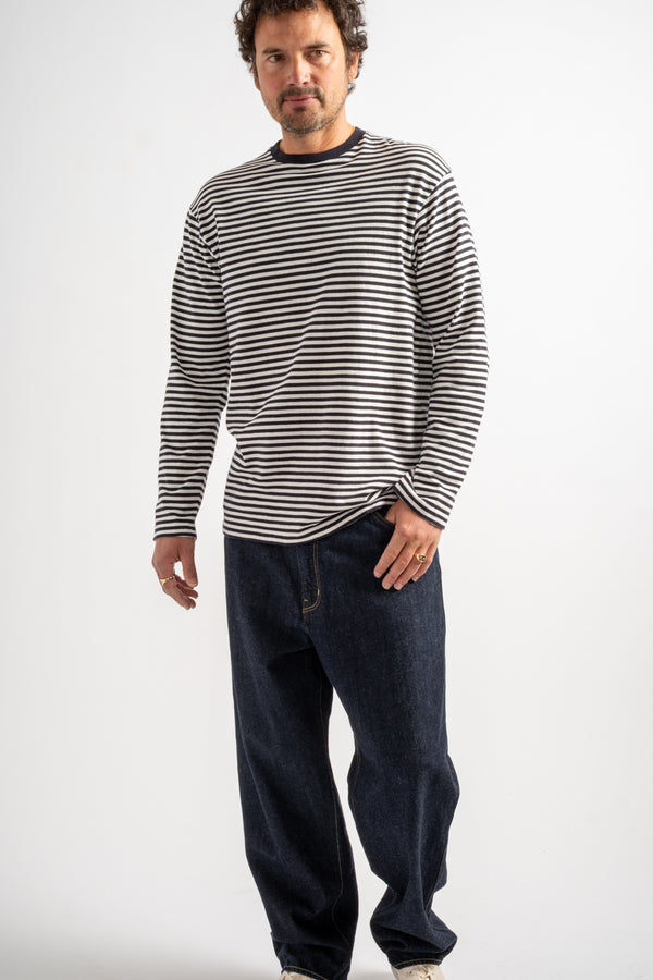 U Slub Yarn Longsleeve in White + Navy