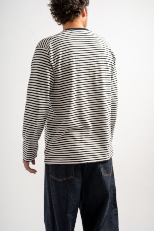 U Slub Yarn Longsleeve in White + Navy
