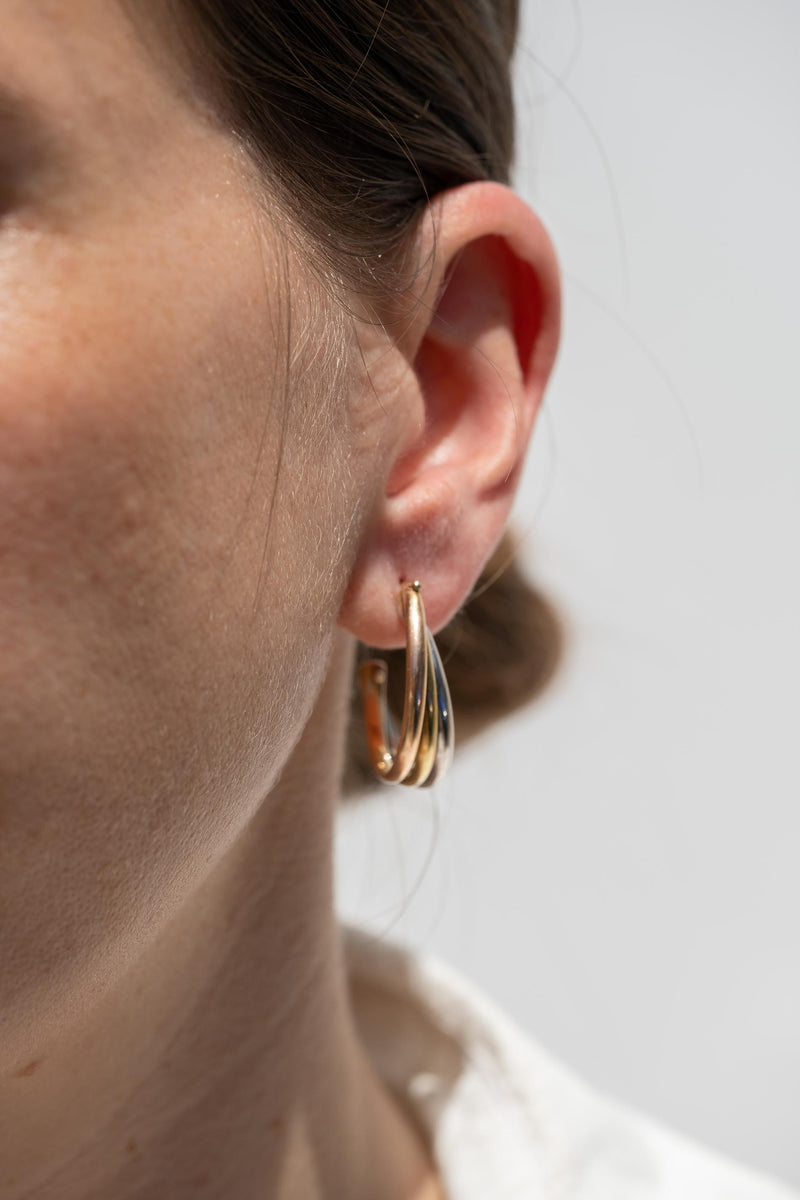14K TRICOLOR MOVEABLE HOOPS