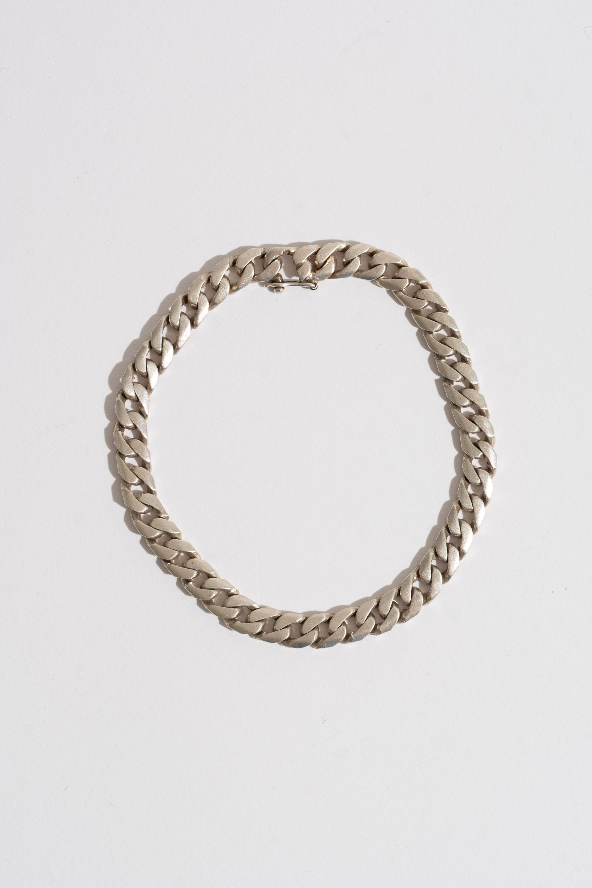 RELIQUARY VINTAGE Slim Sterling Silver Hidden Clasp Curb Chain Bracelet 02