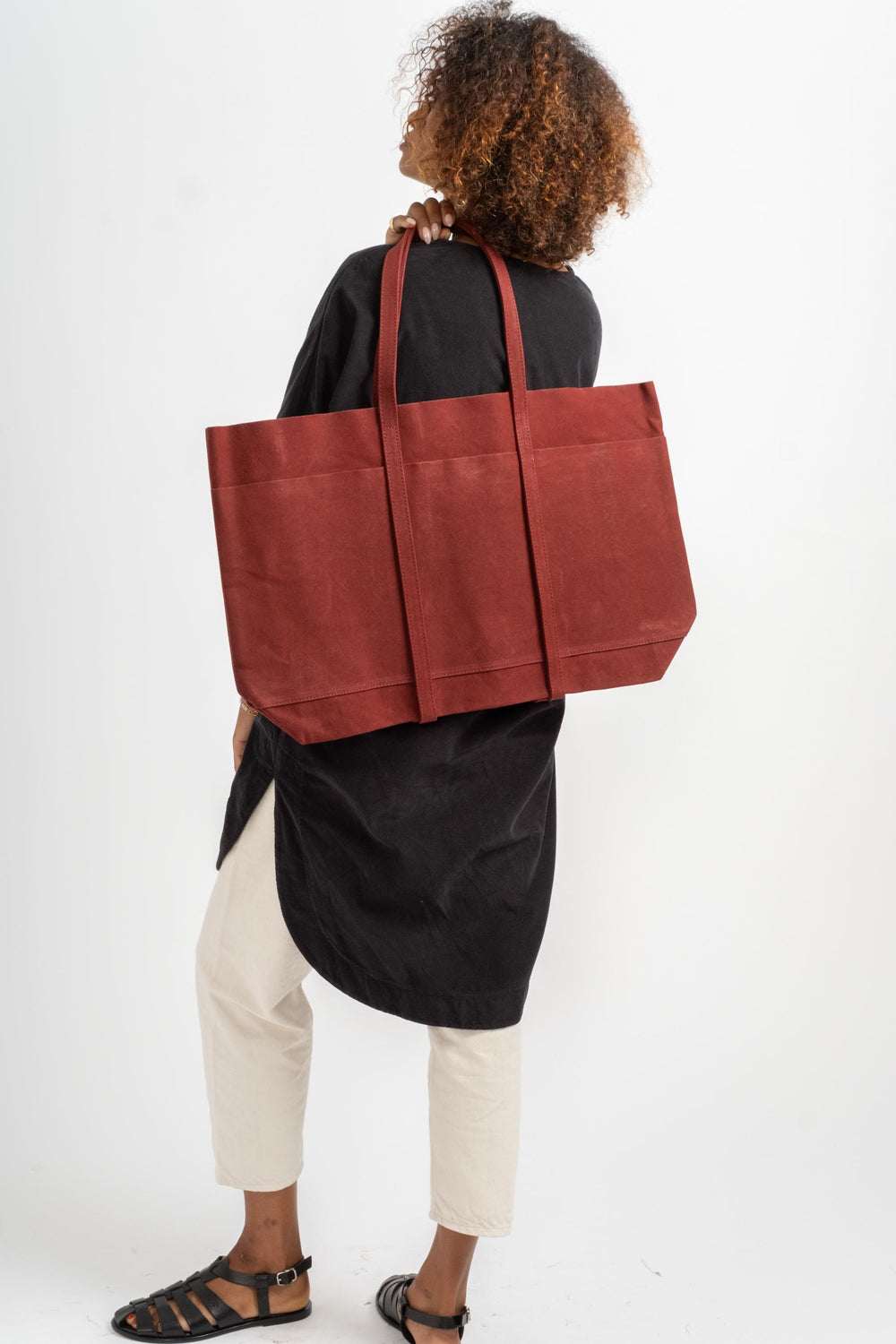 Large 6-Pocket Tote in Burgundy