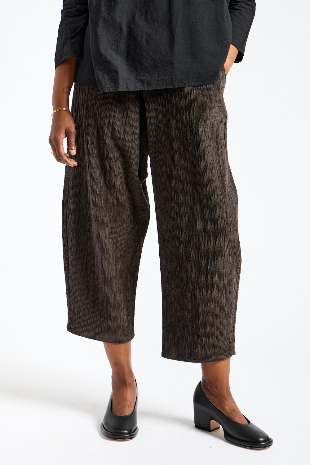 Pant P540 in Coffee