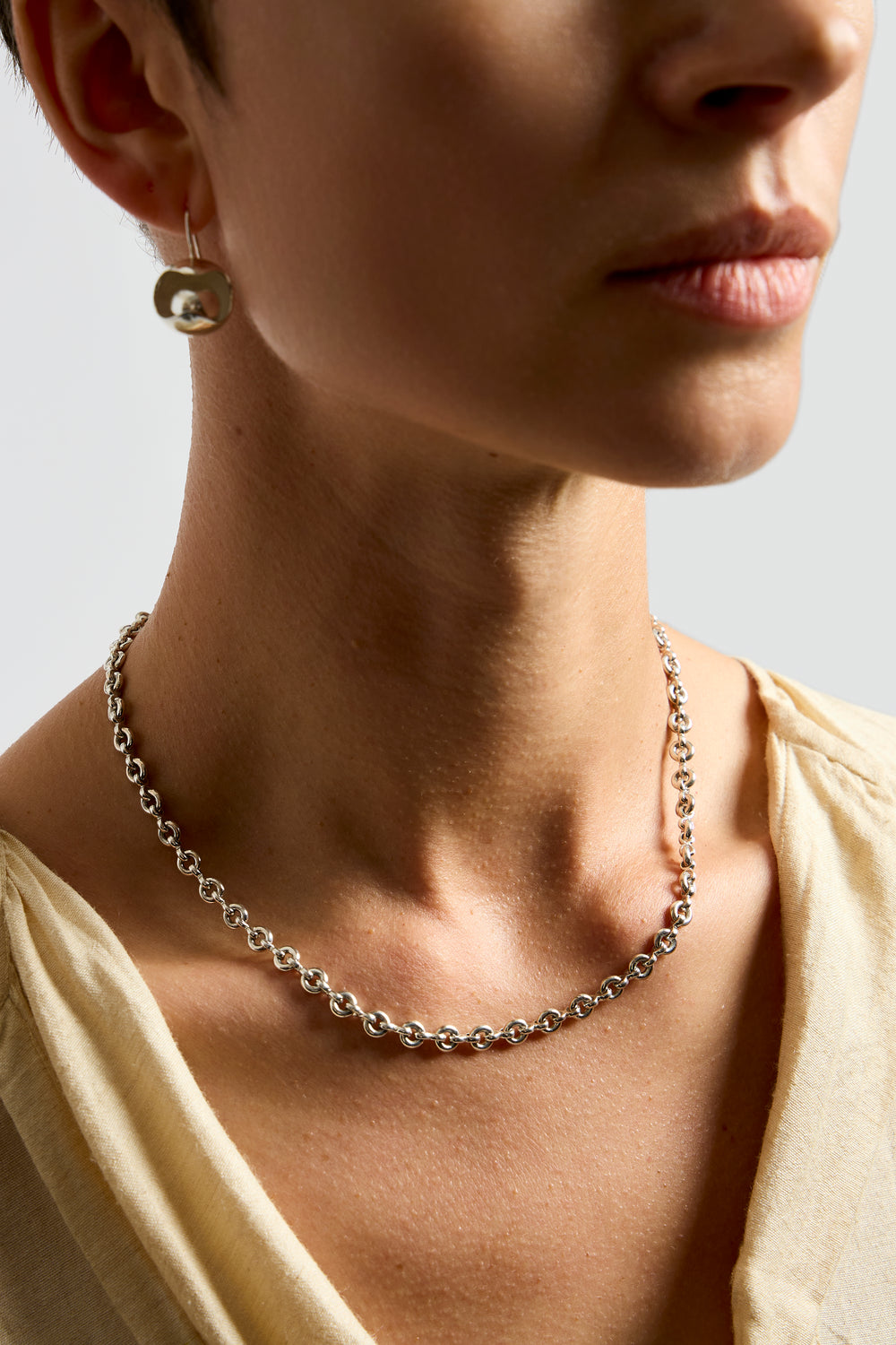 Small Baar Chain Necklace