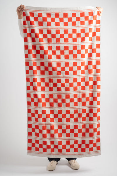 Busby Pool Towel in Cloud + Ranch Red