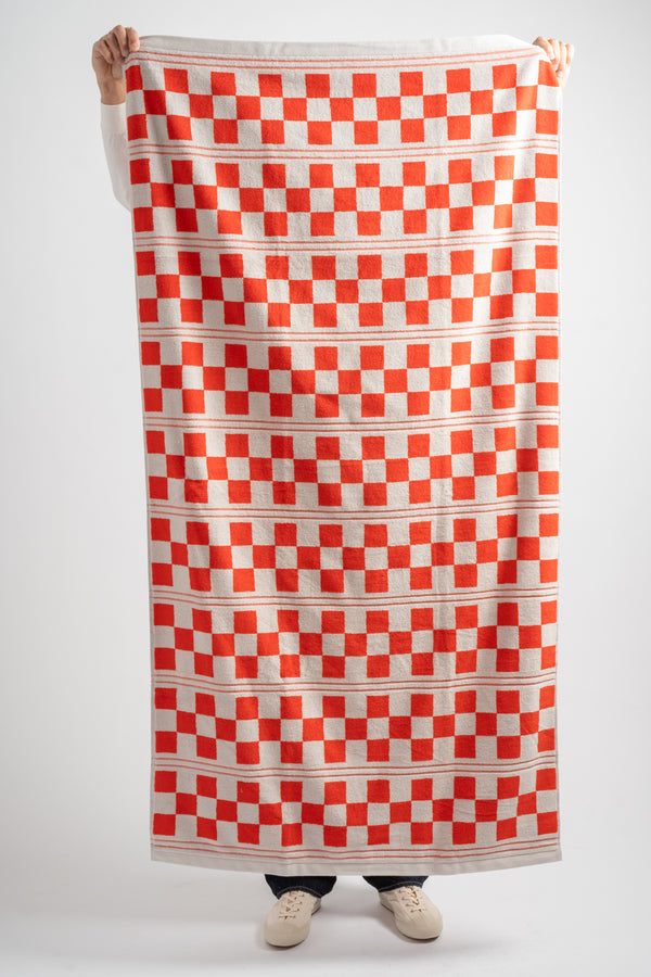 Busby Pool Towel in Cloud + Ranch Red
