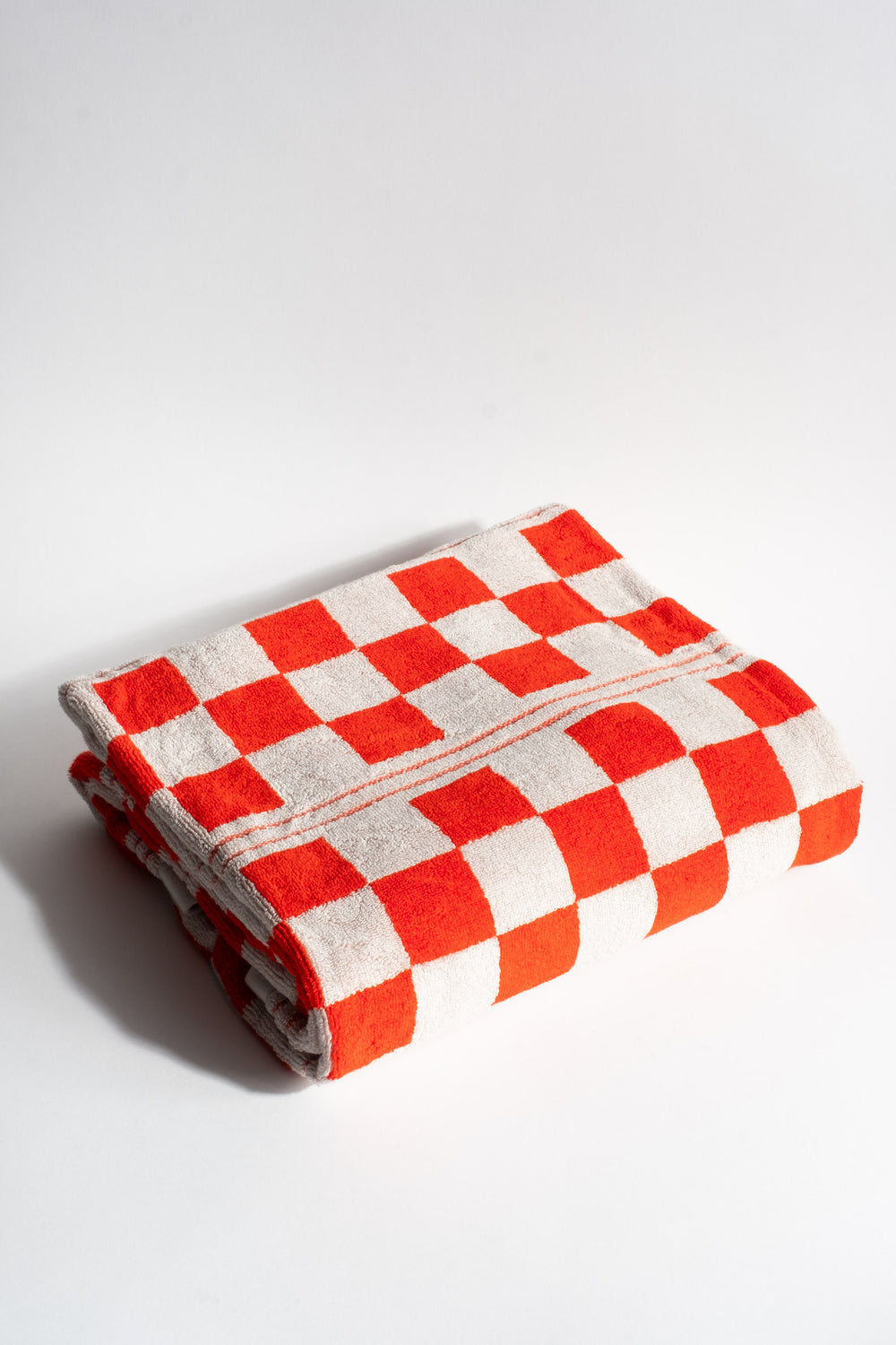 Busby Pool Towel in Cloud + Ranch Red