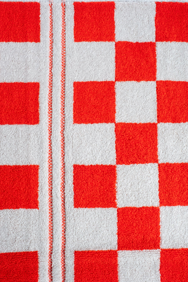 Busby Pool Towel in Cloud + Ranch Red