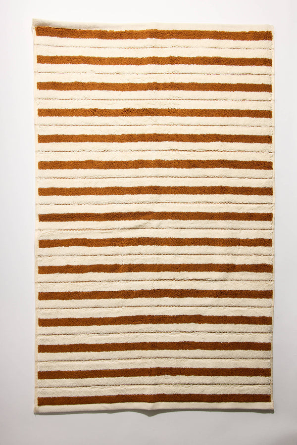 Echo Bath Mat in Fuyu + Chalk