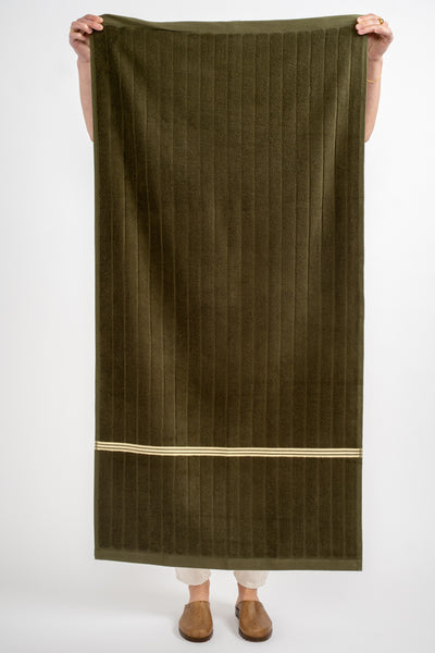 St. Bathans Bath Towel in Moss