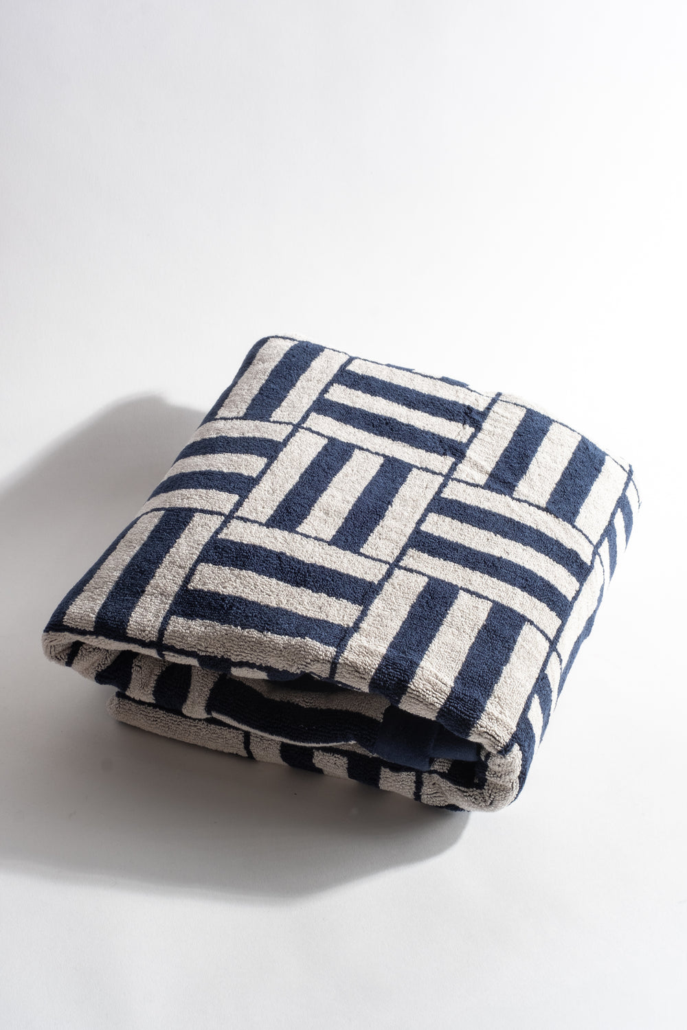 Willis Pool Towel in Obsidian + Stone