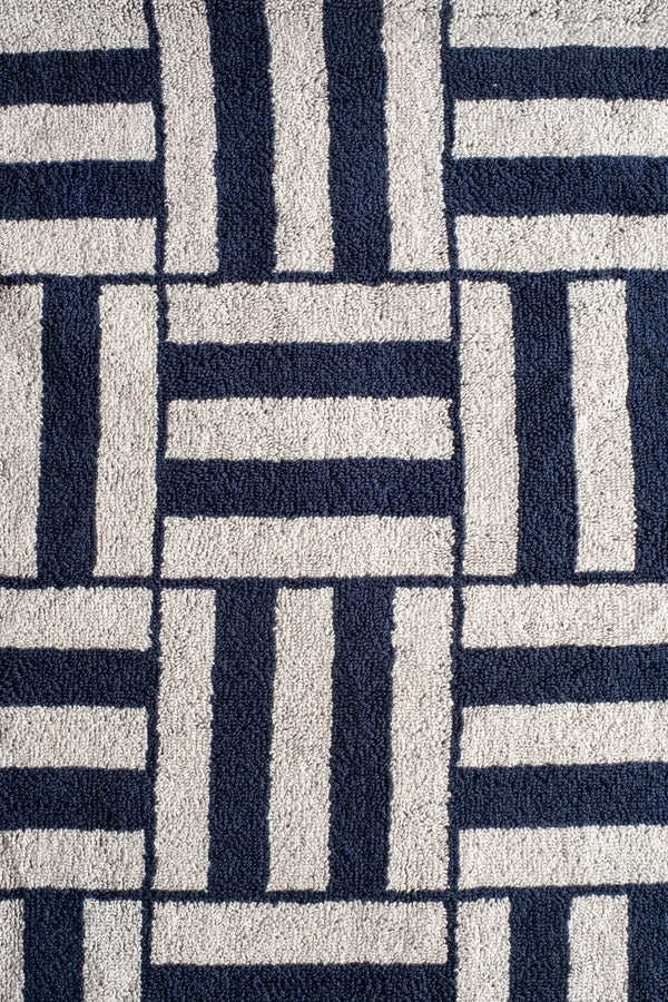 Willis Pool Towel in Obsidian + Stone