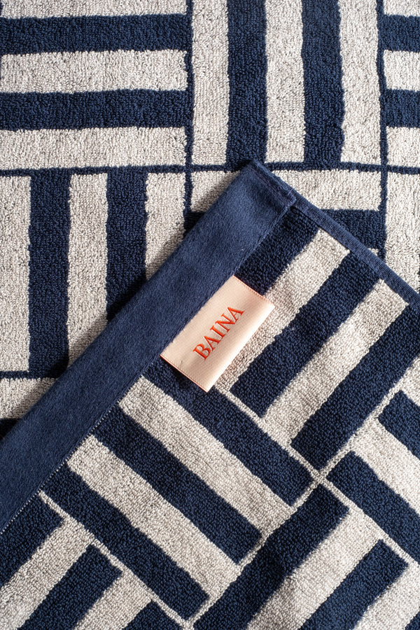 Willis Pool Towel in Obsidian + Stone