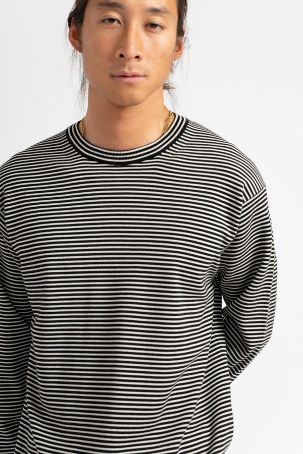 Smooth Wool Crew Neck in Black + White