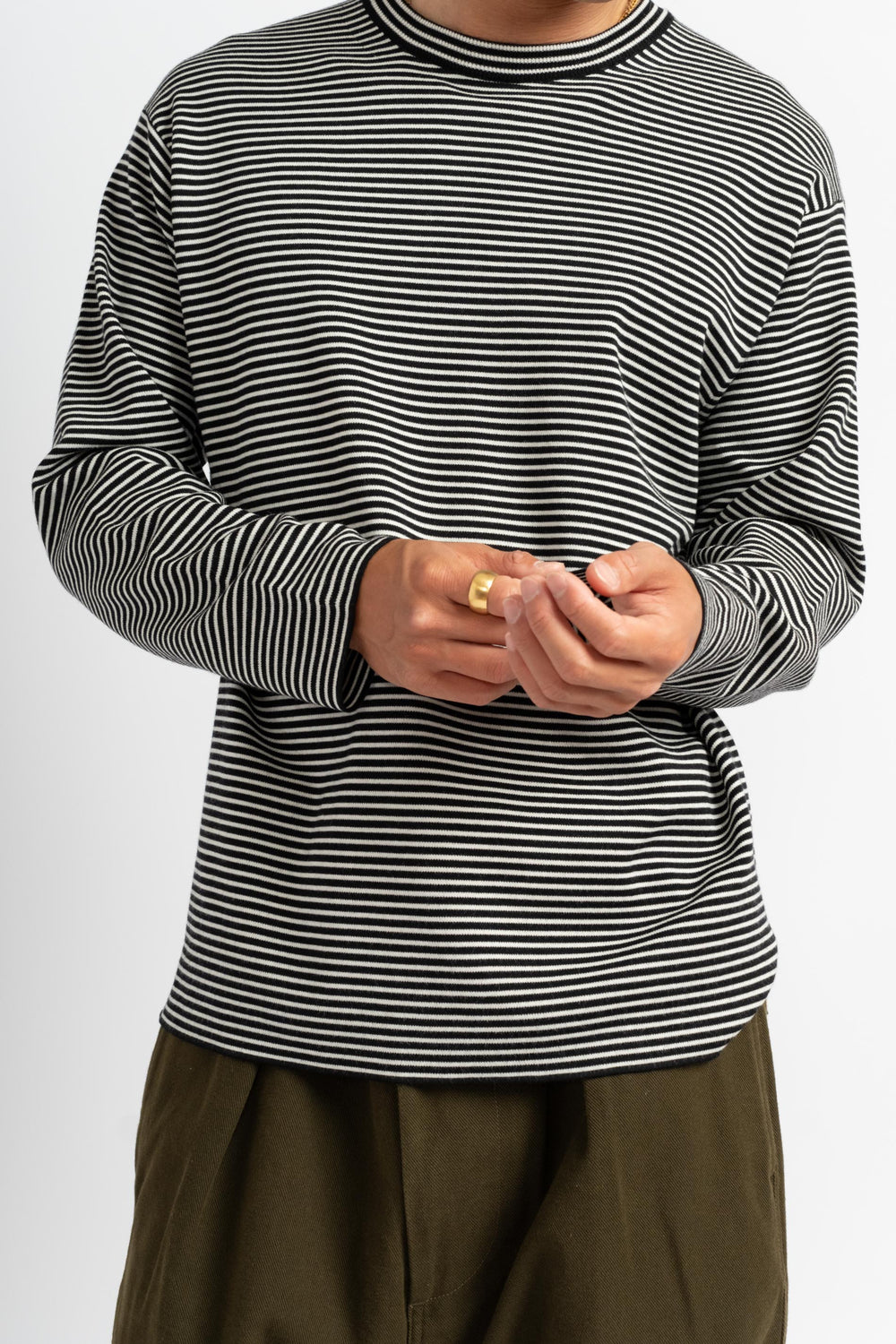 Smooth Wool Crew Neck in Black + White